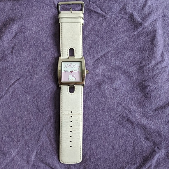 Sanrio Hello Kitty Vintage watch - Picture 2 of 8